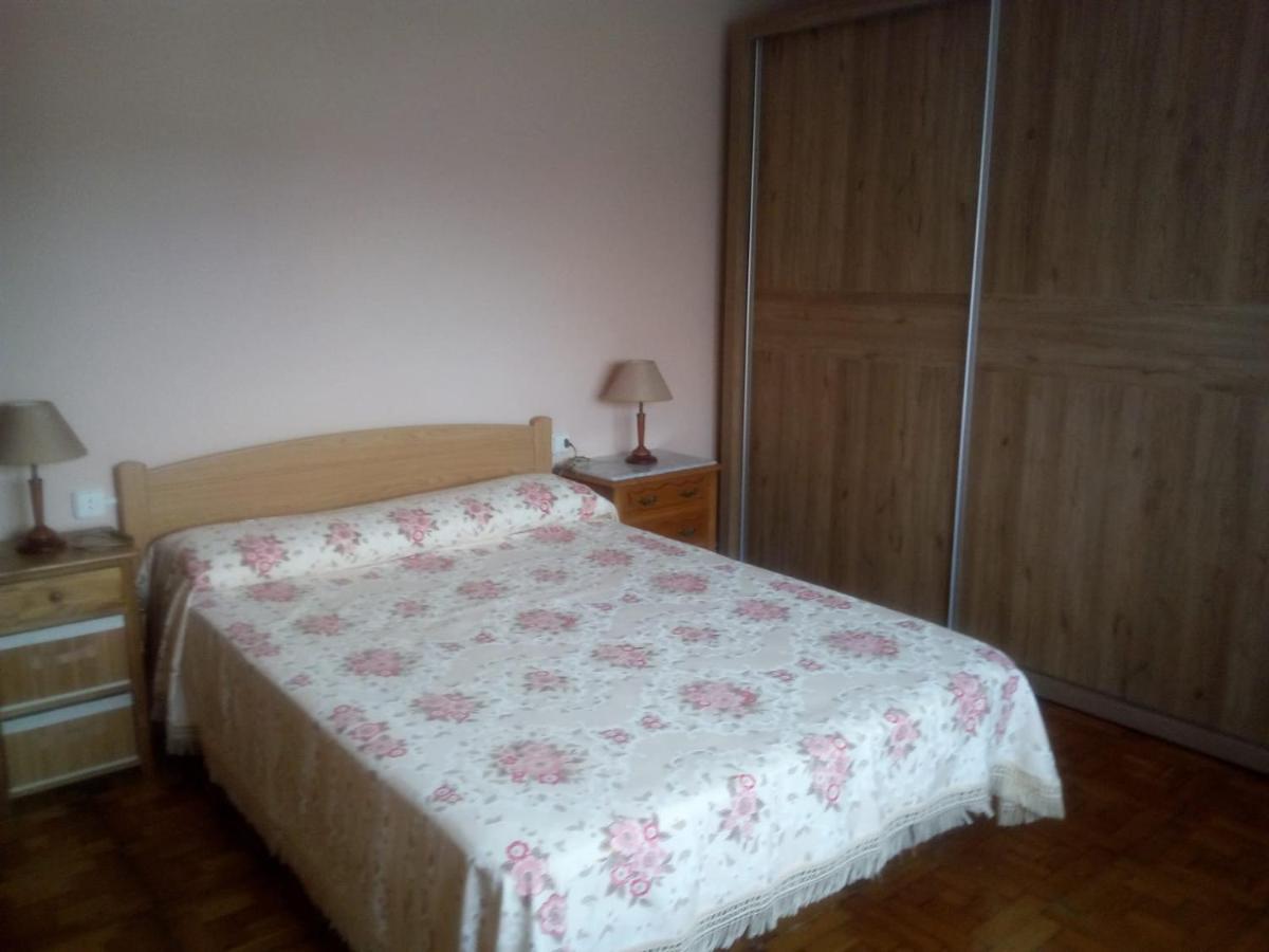 Piso Iris Ribadeo Apartment Bagian luar foto