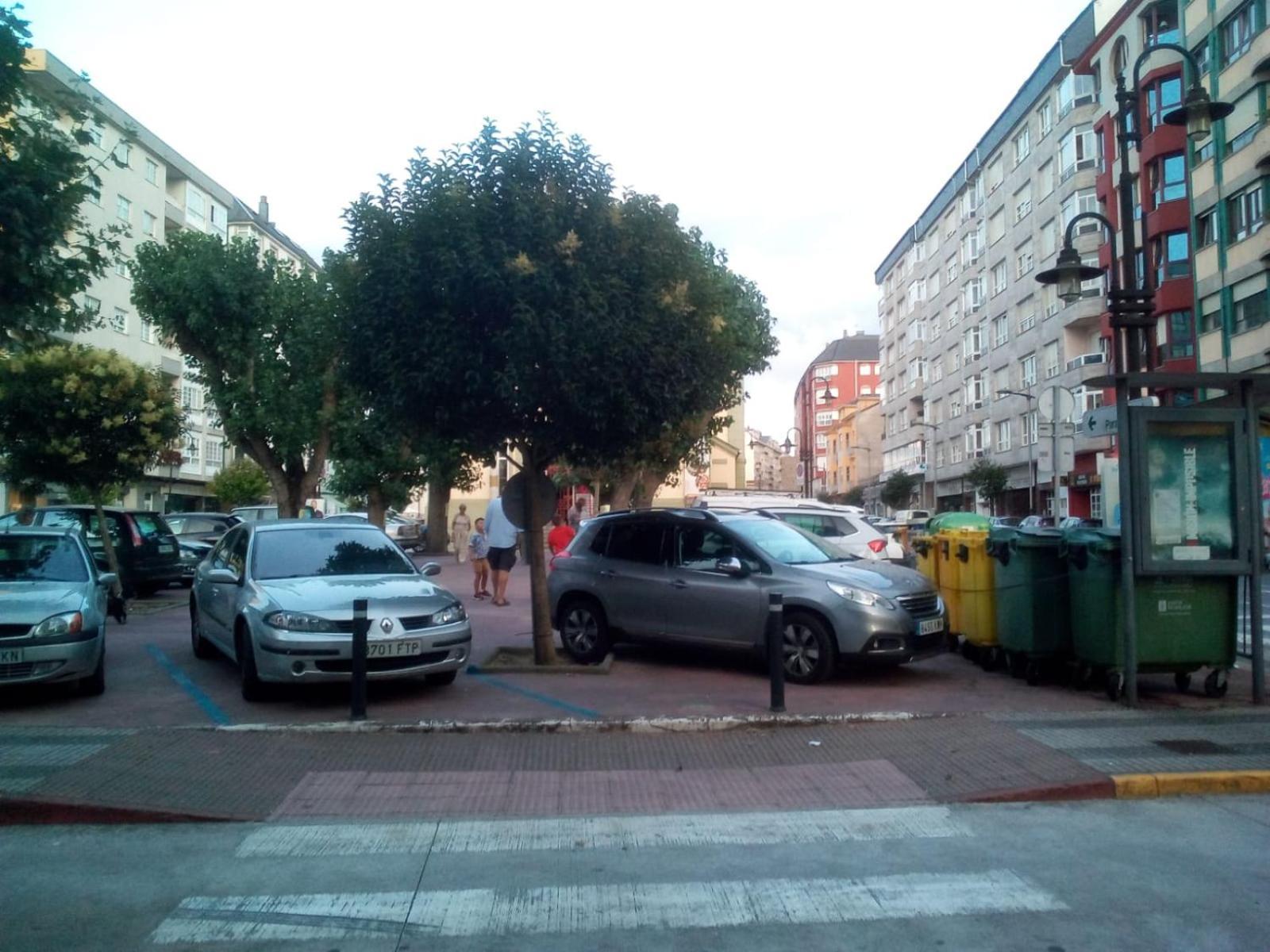 Piso Iris Ribadeo Apartment Bagian luar foto